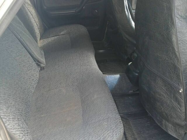 ГАЗ 3110 Волга 2003 у Умани на Automoto.ua Сірий ГАЗ 3110 Волга, об'ємом двигуна 2.3 л та пробігом 244 тис. км за 692 $, фото 2 на Automoto.ua