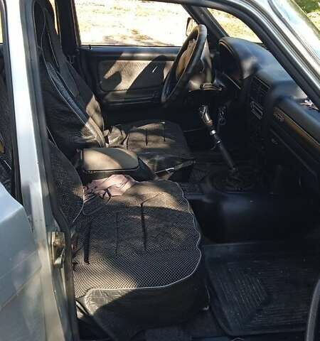 Серый ГАЗ 3110 Волга, объемом двигателя 2.45 л и пробегом 144 тыс. км за 2000 $, фото 1 на Automoto.ua