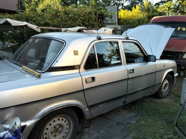 Серый ГАЗ 3110 Волга, объемом двигателя 2.3 л и пробегом 100 тыс. км за 700 $, фото 1 на Automoto.ua