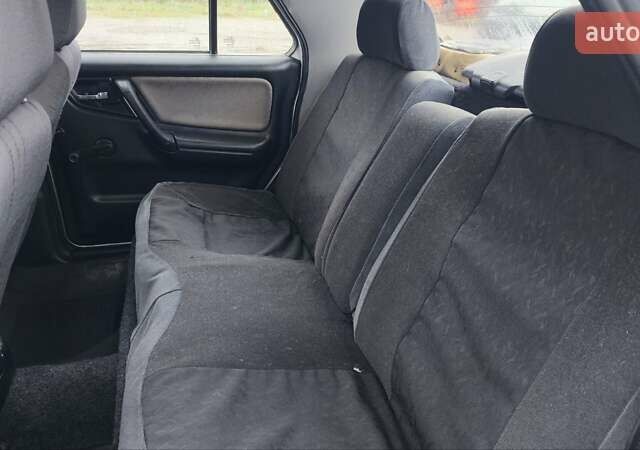 Сірий ГАЗ 3110 Волга, об'ємом двигуна 2.4 л та пробігом 90 тис. км за 1500 $, фото 8 на Automoto.ua