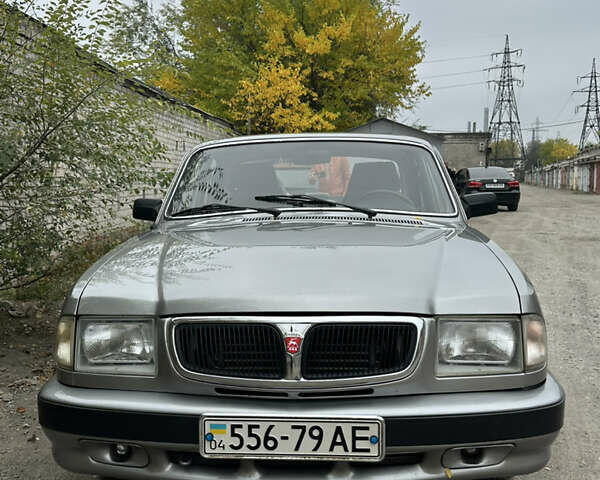 Сірий ГАЗ 3110 Волга, об'ємом двигуна 2.4 л та пробігом 20 тис. км за 3500 $, фото 1 на Automoto.ua