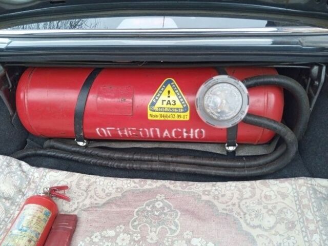 Серый ГАЗ 3110 Волга, объемом двигателя 2.3 л и пробегом 100 тыс. км за 1790 $, фото 5 на Automoto.ua