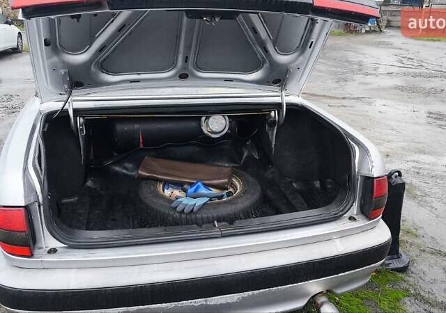 Сірий ГАЗ 3110 Волга, об'ємом двигуна 2.4 л та пробігом 90 тис. км за 1500 $, фото 2 на Automoto.ua