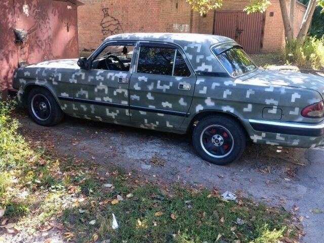 Сірий ГАЗ 3110 Волга, об'ємом двигуна 2.3 л та пробігом 250 тис. км за 1000 $, фото 2 на Automoto.ua