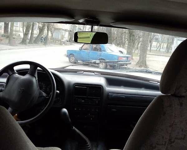 Сірий ГАЗ 3110 Волга, об'ємом двигуна 2.4 л та пробігом 150 тис. км за 1400 $, фото 6 на Automoto.ua