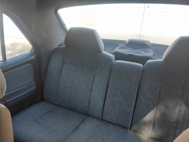 Серый ГАЗ 3110 Волга, объемом двигателя 2.4 л и пробегом 182 тыс. км за 1752 $, фото 14 на Automoto.ua