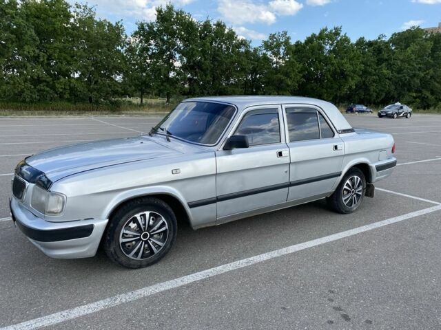 Серый ГАЗ 3110 Волга, объемом двигателя 2.4 л и пробегом 240 тыс. км за 1700 $, фото 1 на Automoto.ua