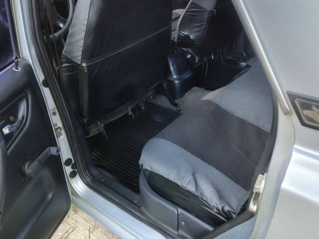 Серый ГАЗ 3110 Волга, объемом двигателя 2.3 л и пробегом 138 тыс. км за 1750 $, фото 5 на Automoto.ua