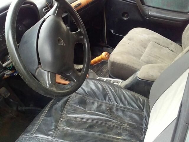 Серый ГАЗ 3110 Волга, объемом двигателя 0 л и пробегом 619 тыс. км за 370 $, фото 1 на Automoto.ua