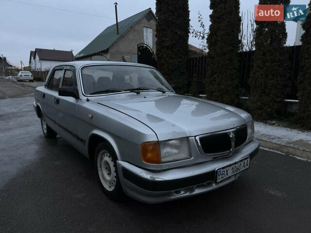 Серый ГАЗ 3110 Волга, объемом двигателя 2.4 л и пробегом 50 тыс. км за 1000 $, фото 1 на Automoto.ua