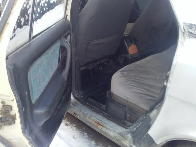 Серый ГАЗ 3110 Волга, объемом двигателя 0 л и пробегом 619 тыс. км за 370 $, фото 6 на Automoto.ua