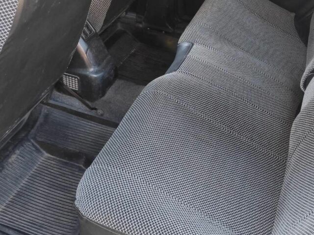 Сірий ГАЗ 3110 Волга, об'ємом двигуна 0 л та пробігом 100 тис. км за 833 $, фото 8 на Automoto.ua