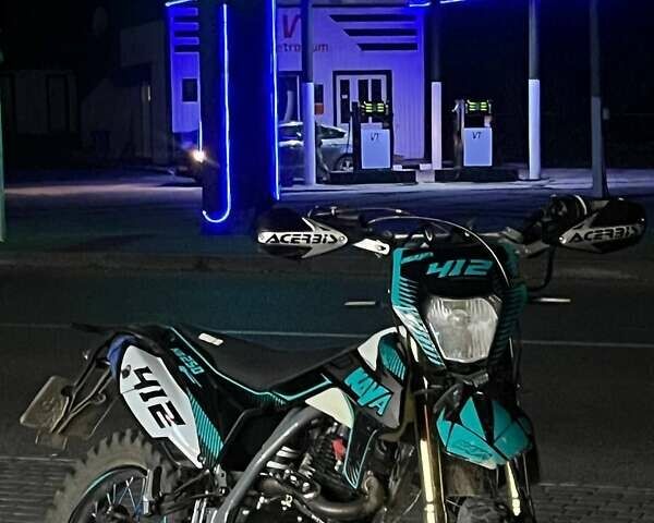 Синий ГАЗ 3110 Волга, объемом двигателя 0.25 л и пробегом 2 тыс. км за 1400 $, фото 5 на Automoto.ua