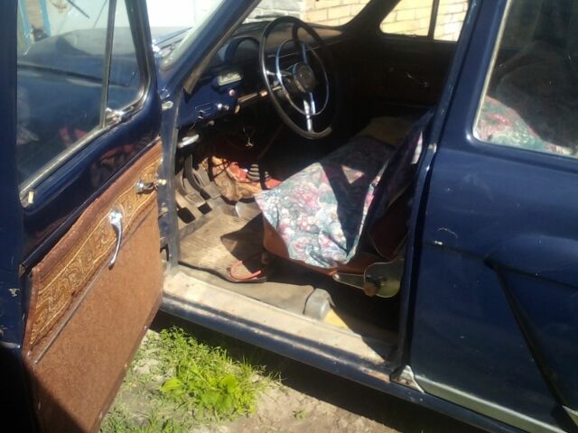 Синий ГАЗ 3110 Волга, объемом двигателя 2.45 л и пробегом 1 тыс. км за 524 $, фото 2 на Automoto.ua