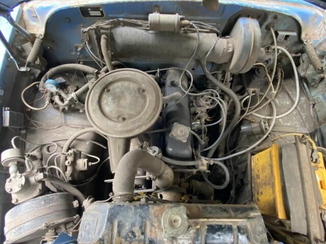 Синий ГАЗ 3110 Волга, объемом двигателя 2.45 л и пробегом 165 тыс. км за 957 $, фото 7 на Automoto.ua