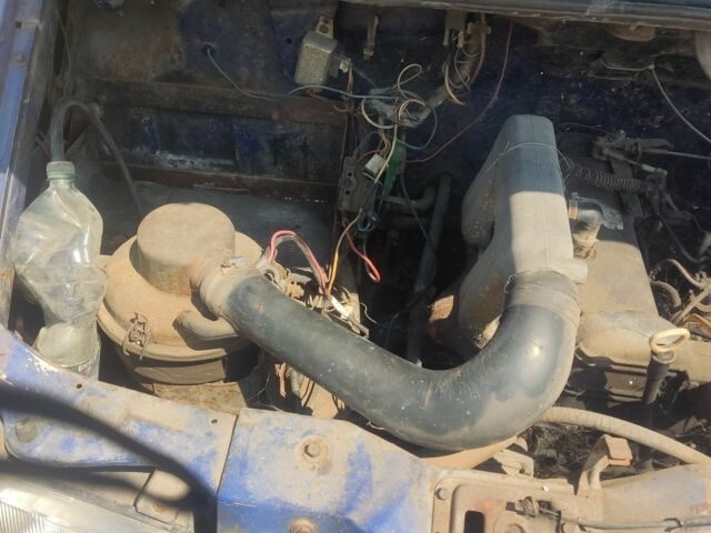 Синій ГАЗ 3110 Волга, об'ємом двигуна 2.45 л та пробігом 71 тис. км за 836 $, фото 4 на Automoto.ua