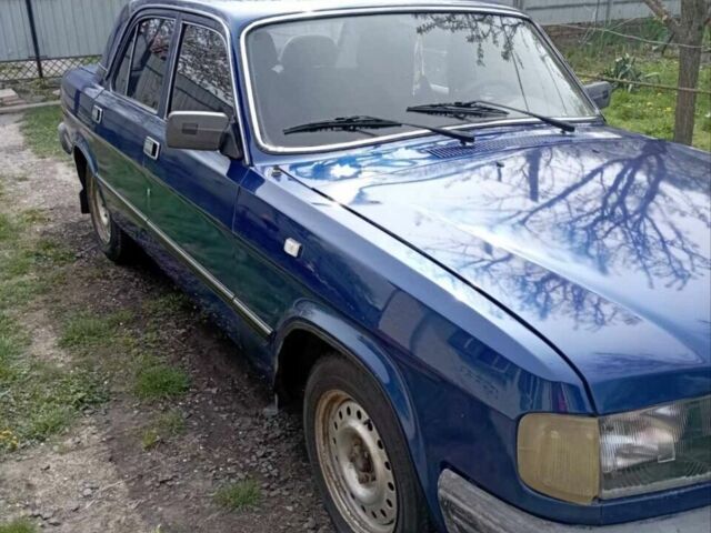 Синий ГАЗ 3110 Волга, объемом двигателя 2.4 л и пробегом 172 тыс. км за 1700 $, фото 2 на Automoto.ua