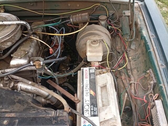 Синій ГАЗ 3110 Волга, об'ємом двигуна 2.4 л та пробігом 108 тис. км за 450 $, фото 9 на Automoto.ua