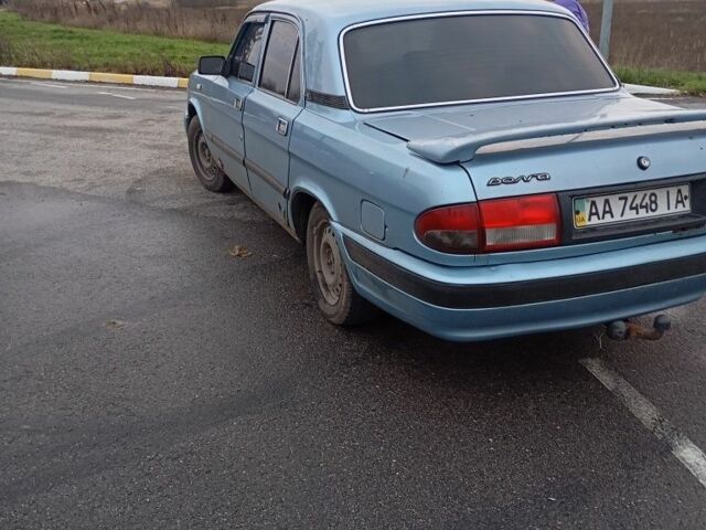 Синий ГАЗ 3110 Волга, объемом двигателя 2.4 л и пробегом 178 тыс. км за 1300 $, фото 4 на Automoto.ua