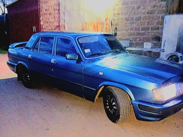 Синий ГАЗ 3110 Волга, объемом двигателя 2.3 л и пробегом 155 тыс. км за 1800 $, фото 5 на Automoto.ua