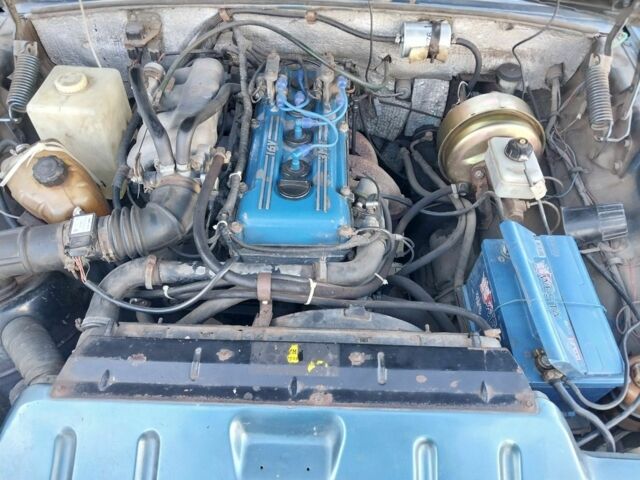 Синий ГАЗ 3110 Волга, объемом двигателя 2.3 л и пробегом 155 тыс. км за 1700 $, фото 5 на Automoto.ua