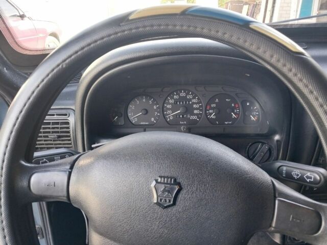 Синий ГАЗ 3110 Волга, объемом двигателя 2.3 л и пробегом 155 тыс. км за 1700 $, фото 8 на Automoto.ua