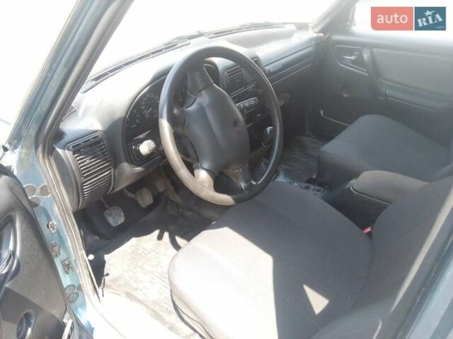 Синий ГАЗ 3110 Волга, объемом двигателя 2.3 л и пробегом 156 тыс. км за 1300 $, фото 15 на Automoto.ua
