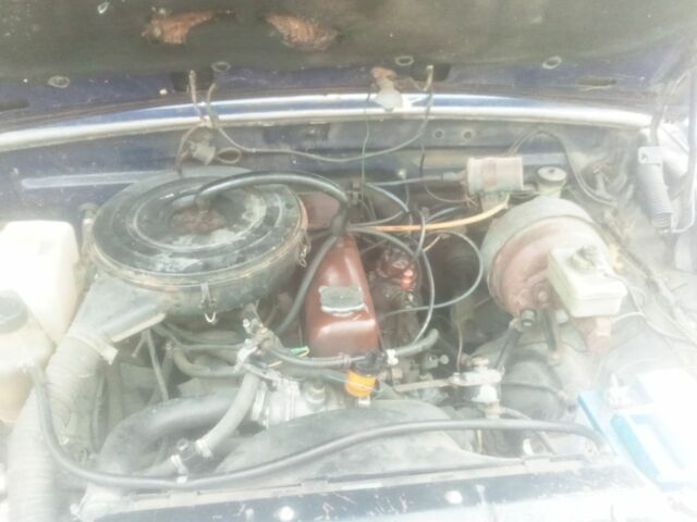 Синий ГАЗ 3110 Волга, объемом двигателя 2 л и пробегом 6 тыс. км за 750 $, фото 6 на Automoto.ua