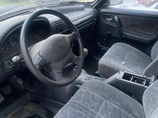 Зелений ГАЗ 3110 Волга, об'ємом двигуна 0 л та пробігом 199 тис. км за 406 $, фото 7 на Automoto.ua