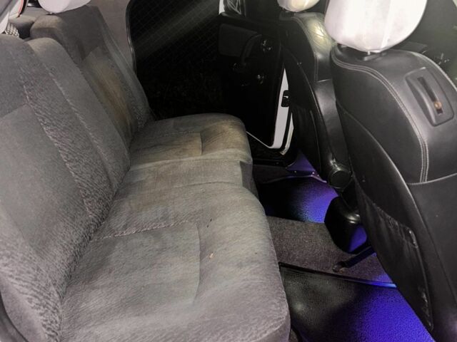 Зеленый ГАЗ 3110 Волга, объемом двигателя 2.4 л и пробегом 43 тыс. км за 1301 $, фото 8 на Automoto.ua