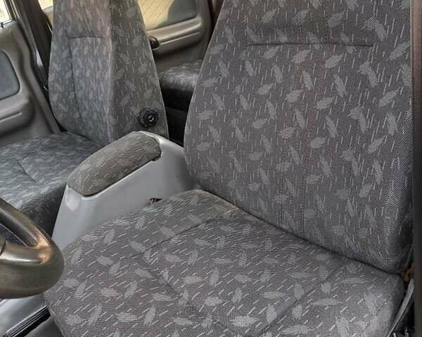 Зеленый ГАЗ 3110 Волга, объемом двигателя 2.3 л и пробегом 47 тыс. км за 2300 $, фото 8 на Automoto.ua