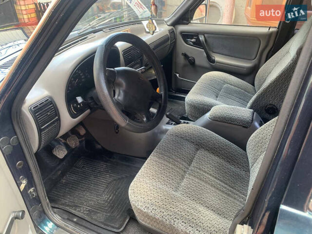 Зелений ГАЗ 3110 Волга, об'ємом двигуна 2.3 л та пробігом 146 тис. км за 1500 $, фото 24 на Automoto.ua