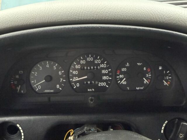 ГАЗ 3110 Волга 2000 в Белой Церкве на Automoto.ua Зеленый ГАЗ 3110 Волга, объемом двигателя 2.4 л и пробегом 96 тыс. км за 523 $, фото 16 на Automoto.ua