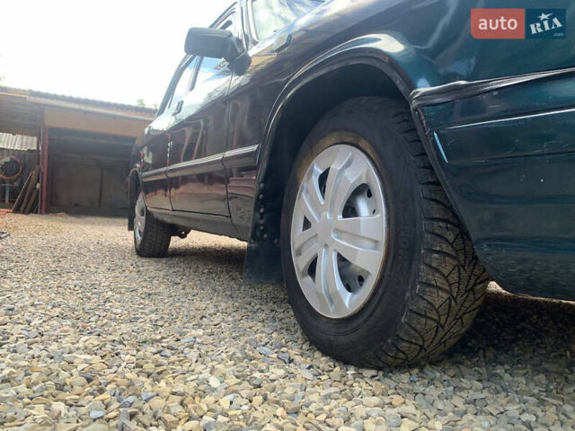 Зелений ГАЗ 3110 Волга, об'ємом двигуна 2.3 л та пробігом 146 тис. км за 1500 $, фото 38 на Automoto.ua