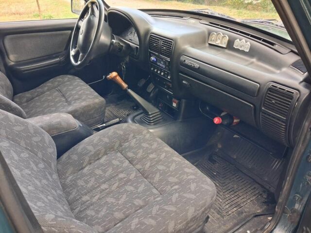 Зеленый ГАЗ 3110 Волга, объемом двигателя 2.4 л и пробегом 80 тыс. км за 1000 $, фото 3 на Automoto.ua