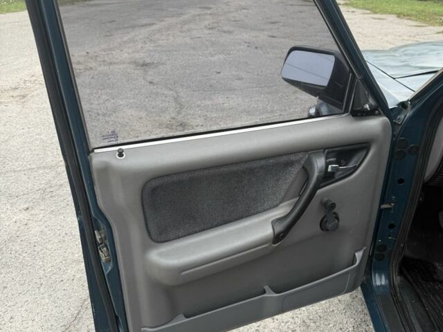 ГАЗ 3110 Волга 2000 в Белой Церкве на Automoto.ua Зеленый ГАЗ 3110 Волга, объемом двигателя 2.4 л и пробегом 96 тыс. км за 523 $, фото 14 на Automoto.ua