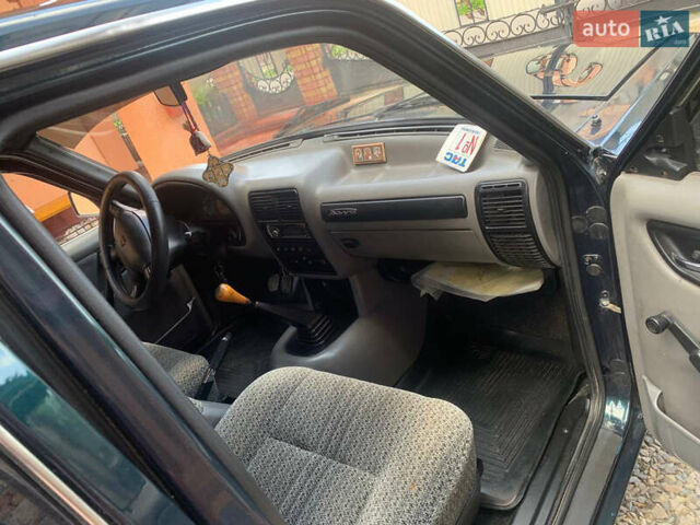 Зелений ГАЗ 3110 Волга, об'ємом двигуна 2.3 л та пробігом 146 тис. км за 1500 $, фото 27 на Automoto.ua