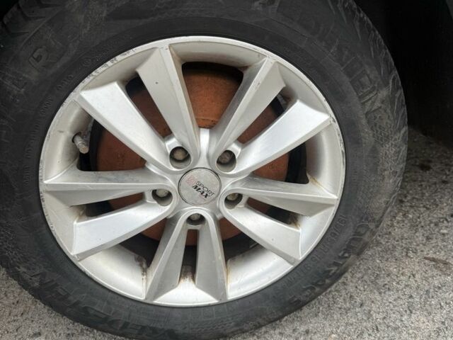 ГАЗ 3110 Волга 2000 в Белой Церкве на Automoto.ua Зеленый ГАЗ 3110 Волга, объемом двигателя 2.4 л и пробегом 96 тыс. км за 523 $, фото 11 на Automoto.ua