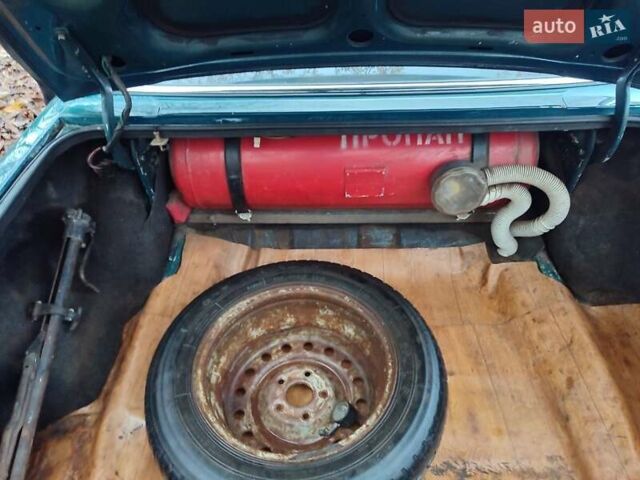 Зелений ГАЗ 3110 Волга, об'ємом двигуна 2.4 л та пробігом 200 тис. км за 950 $, фото 5 на Automoto.ua