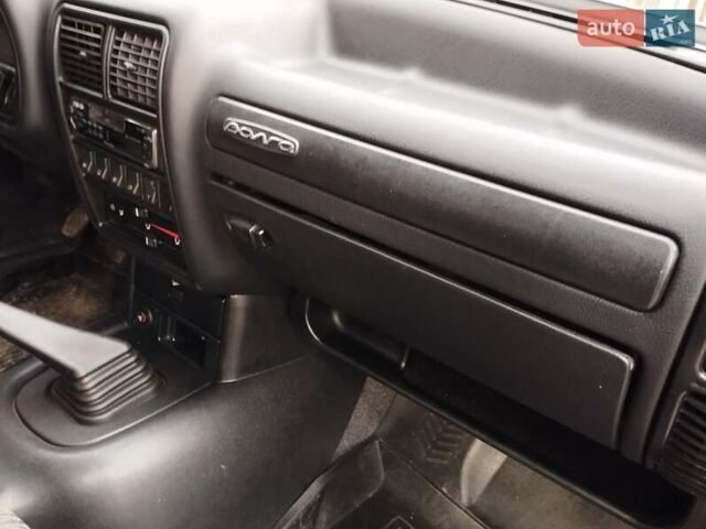 Зелений ГАЗ 3110 Волга, об'ємом двигуна 2.5 л та пробігом 27 тис. км за 2200 $, фото 10 на Automoto.ua