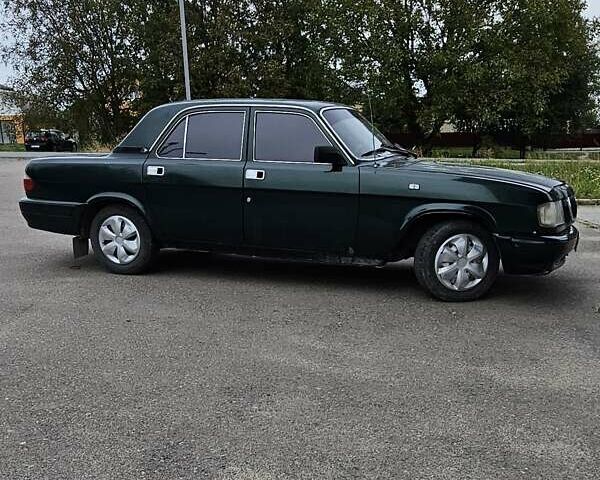 Зеленый ГАЗ 3110 Волга, объемом двигателя 2.5 л и пробегом 100 тыс. км за 950 $, фото 4 на Automoto.ua