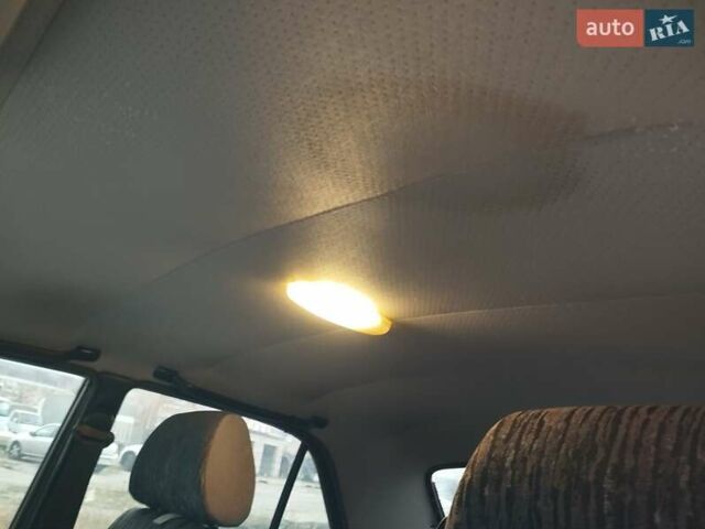 Зелений ГАЗ 3110 Волга, об'ємом двигуна 2.5 л та пробігом 27 тис. км за 2200 $, фото 14 на Automoto.ua