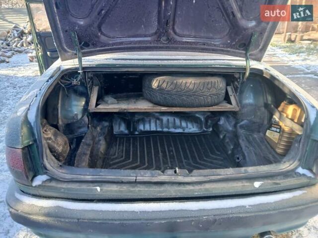 Зелений ГАЗ 3110 Волга, об'ємом двигуна 2.4 л та пробігом 280 тис. км за 1100 $, фото 9 на Automoto.ua