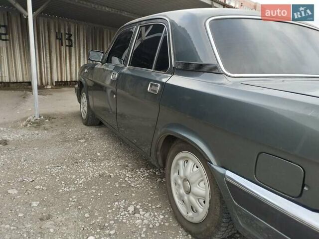 Зелений ГАЗ 3110 Волга, об'ємом двигуна 2.5 л та пробігом 27 тис. км за 2200 $, фото 2 на Automoto.ua