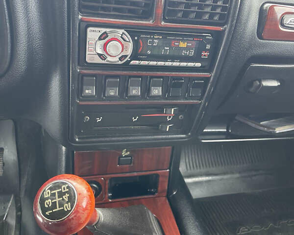 Зелений ГАЗ 3110 Волга, об'ємом двигуна 2.29 л та пробігом 38 тис. км за 3950 $, фото 21 на Automoto.ua