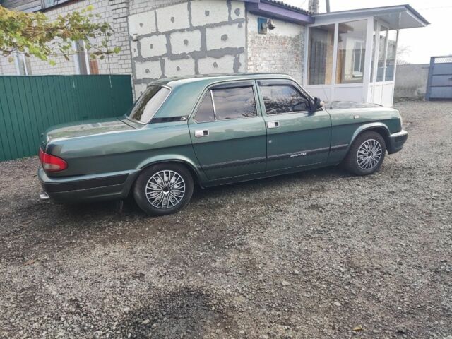 Зелений ГАЗ 3110 Волга, об'ємом двигуна 2.5 л та пробігом 84 тис. км за 2500 $, фото 1 на Automoto.ua