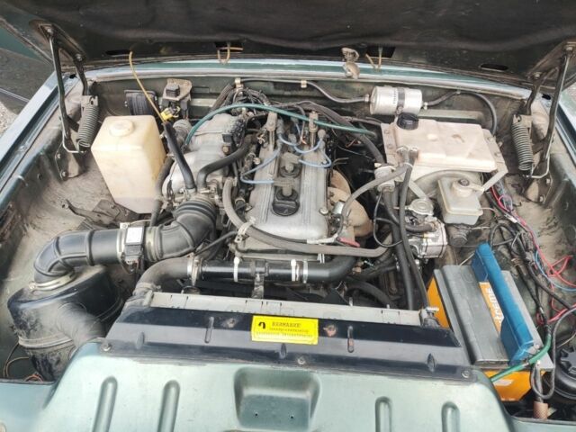 Зелений ГАЗ 3110 Волга, об'ємом двигуна 2.5 л та пробігом 84 тис. км за 2500 $, фото 3 на Automoto.ua