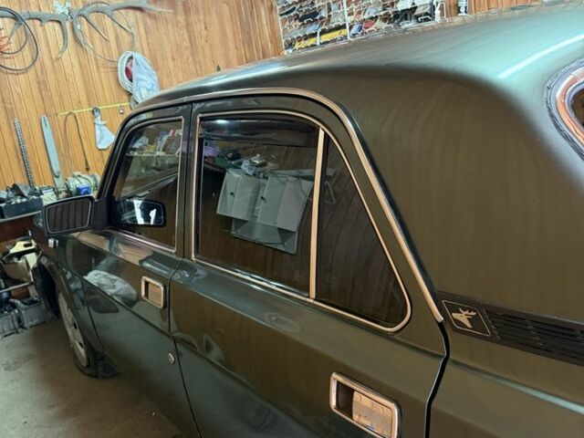 Зеленый ГАЗ 3110 Волга, объемом двигателя 2.4 л и пробегом 330 тыс. км за 1074 $, фото 7 на Automoto.ua