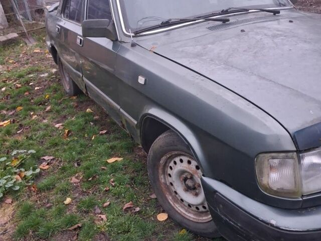 Зеленый ГАЗ 3110 Волга, объемом двигателя 0 л и пробегом 200 тыс. км за 475 $, фото 1 на Automoto.ua