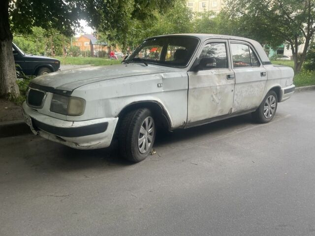 Белый ГАЗ 31105 Волга, объемом двигателя 2.3 л и пробегом 250 тыс. км за 500 $, фото 2 на Automoto.ua